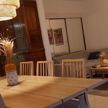 T3 Spacieux Et Lumineux A 5Min Du Port De Sanary - Fleur De Mai Apartment Exterior foto