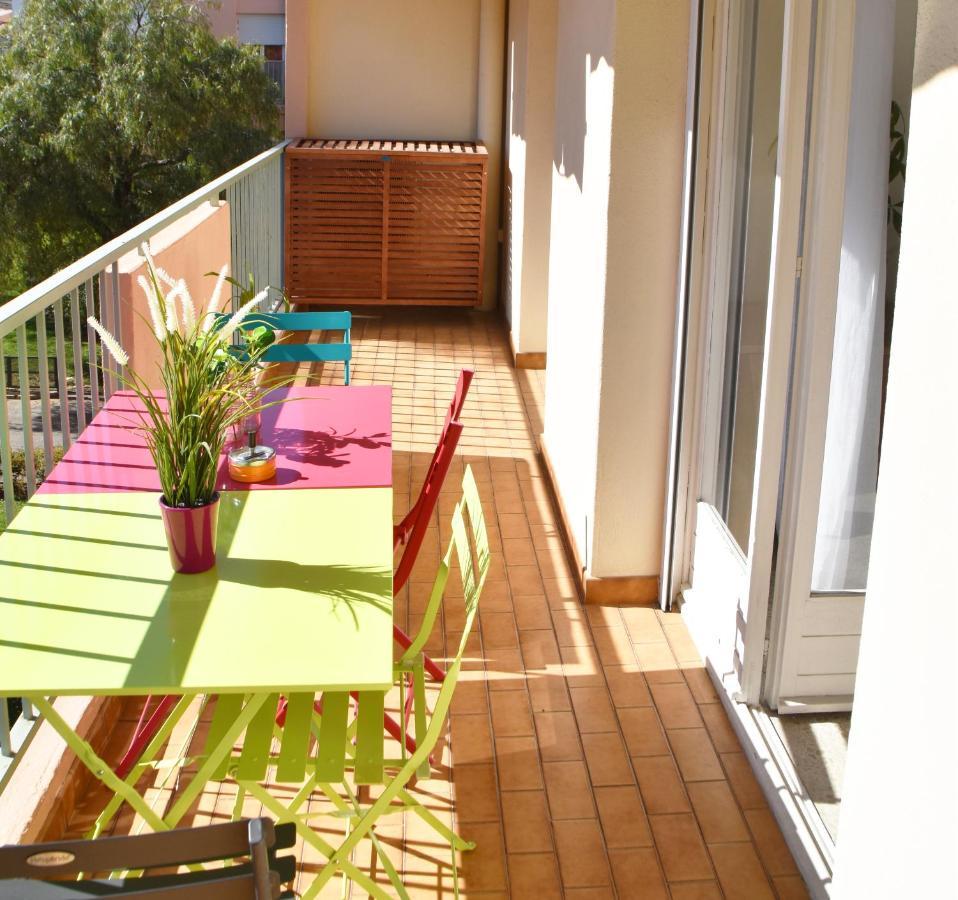 T3 Spacieux Et Lumineux A 5Min Du Port De Sanary - Fleur De Mai Apartment Exterior foto