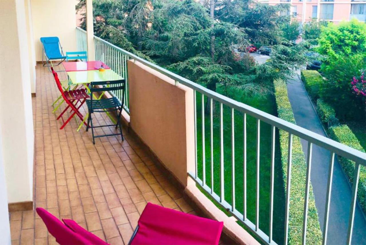 T3 Spacieux Et Lumineux A 5Min Du Port De Sanary - Fleur De Mai Apartment Exterior foto